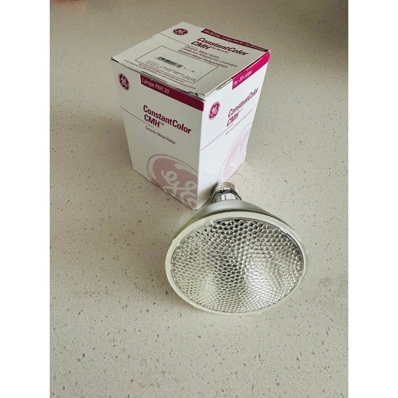 GE PAR 30 M130 Constant Color Metal Halide Lamp CMH Bulb Ceramic Metal Lamp - Picture 3 of 3